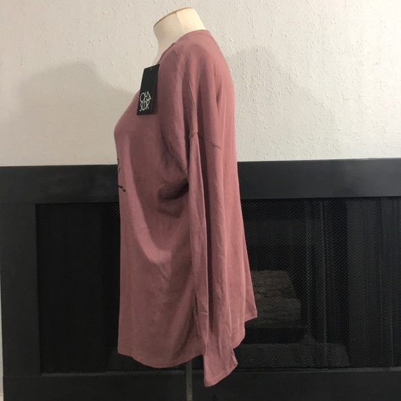 CHASER NWT LONG SLEEVE PINK LOVE T-SHIRT SIZE M - Picture 8 of 9